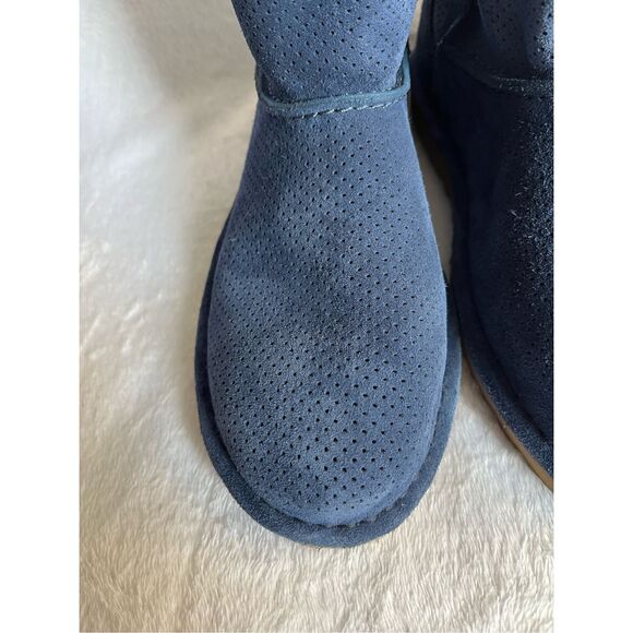 UGG Classic Mini Unlined Perforated Boots – Blue Sz 7 (1016852) - Picture 11 of 16